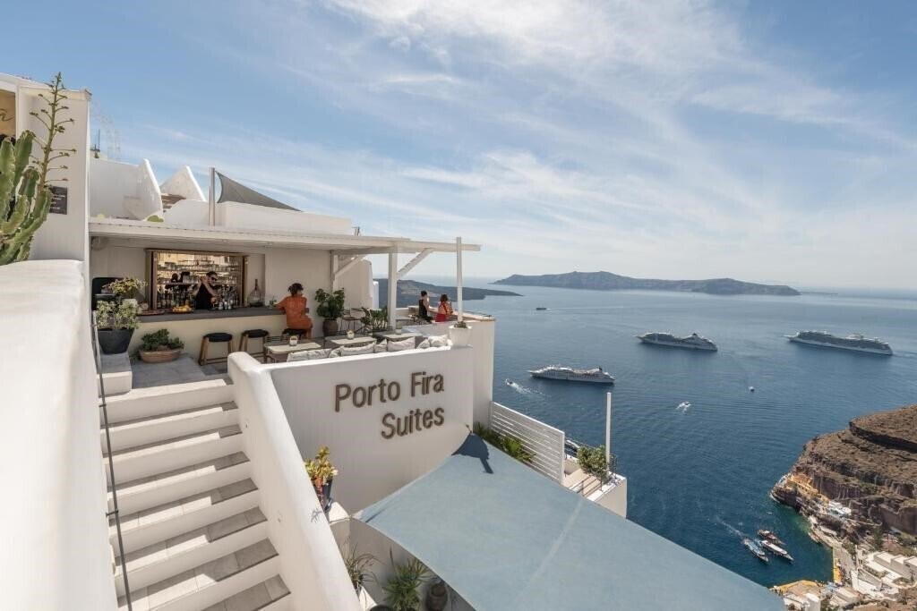Вид Porto Fira Suites 4*