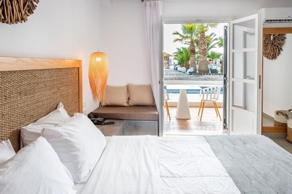 Панорама Smy Mediterranean White Santorini 5*