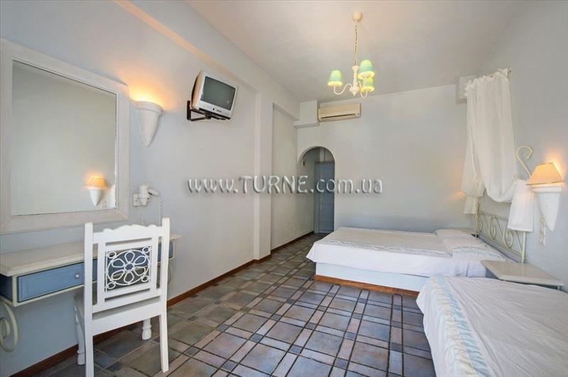 Вид Atlantis Beach Santorini 3*