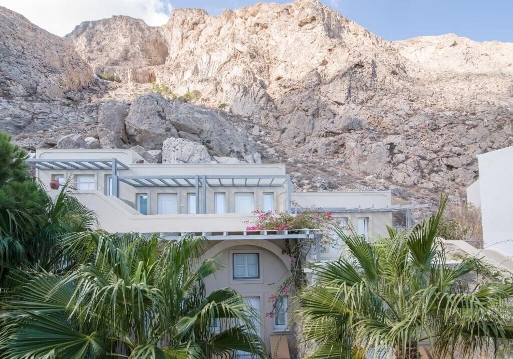 Панорама Antinea Suites & SPA 4*