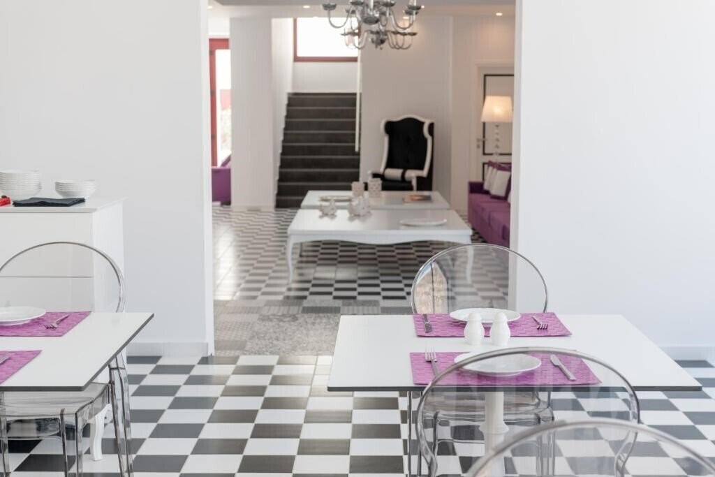 Картинка Crown Suites 3*