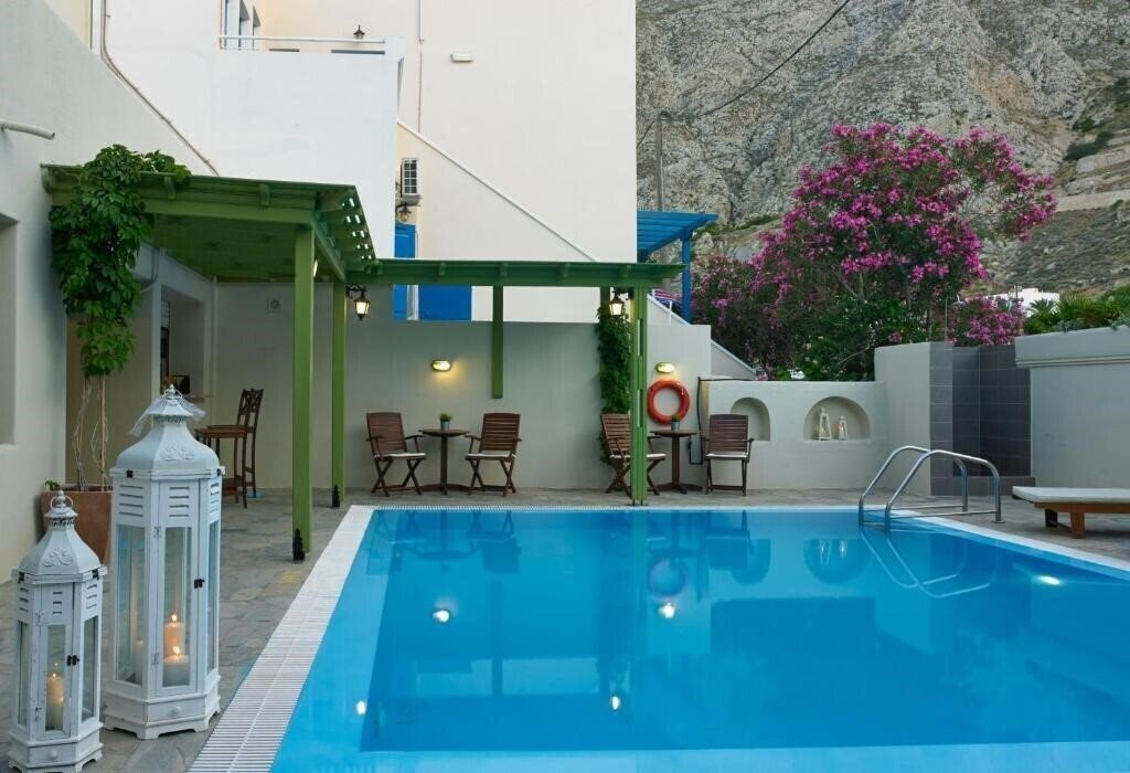 Картинка Studios Marios 3*