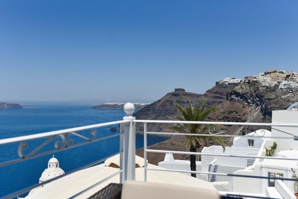 Панорама Aroma Suites 4*