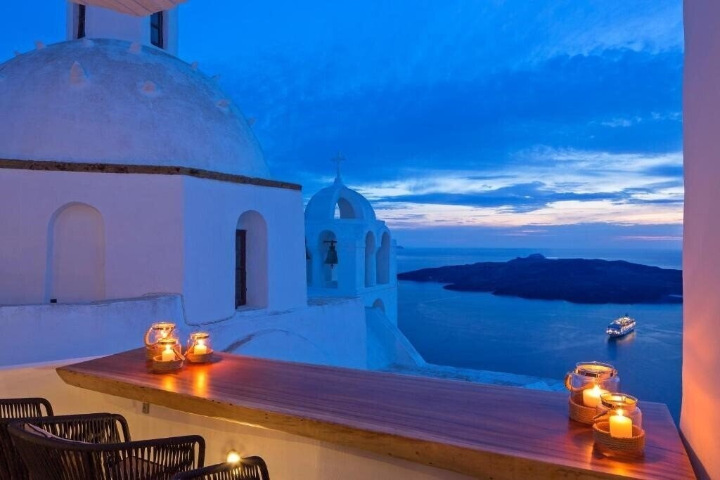 Апартаменти Aroma Suites 4*