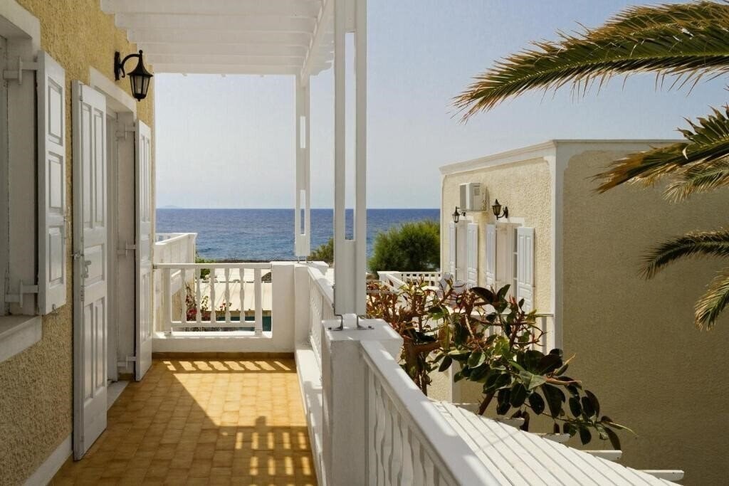 Апартаменти Dolphins Apartments 3*