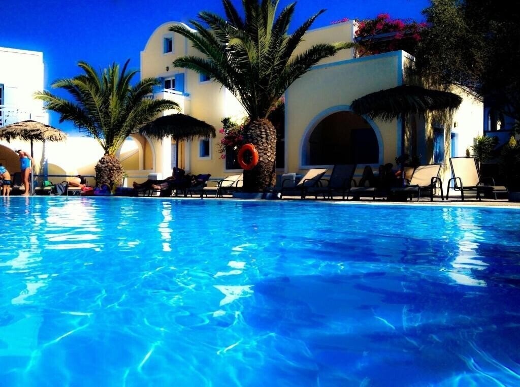 Апартаменты Zephyros Hotel 2*