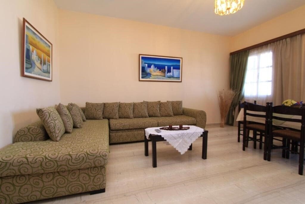 Апартаменты Aegean View (Kamari) 4*