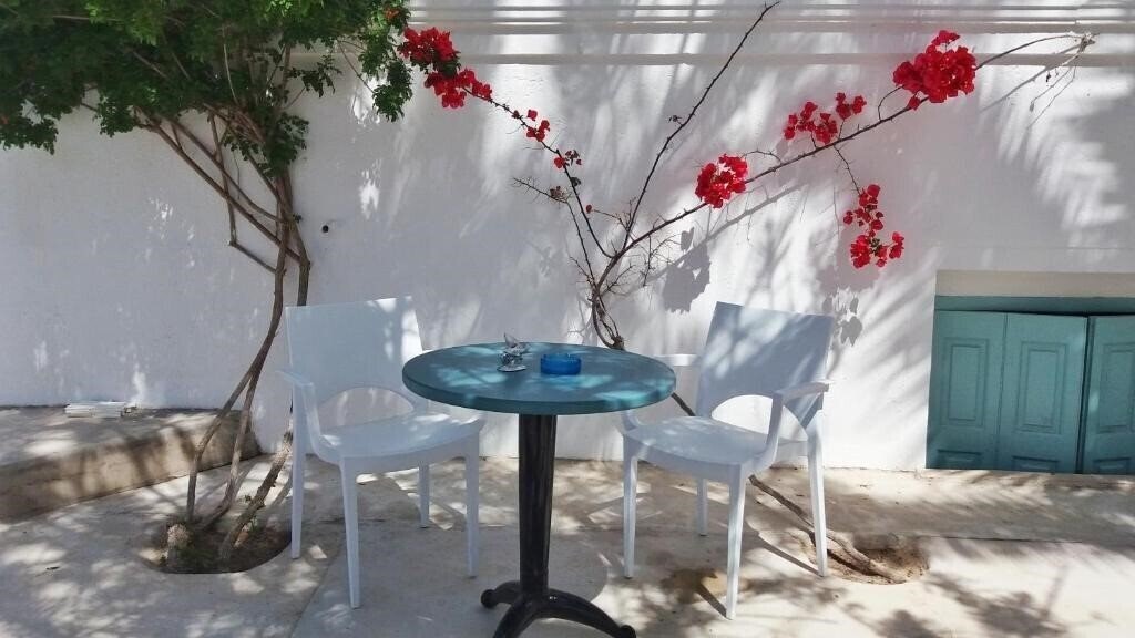 Картинка Kymata Hotel Kamari 2*