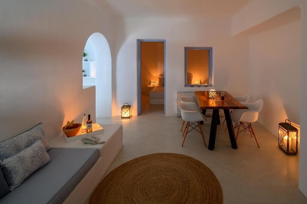 Апартаменти Este Luxury Suites 5*