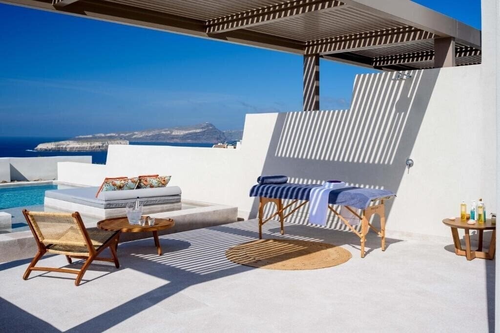 Территория Potnia Theron Suites 5*