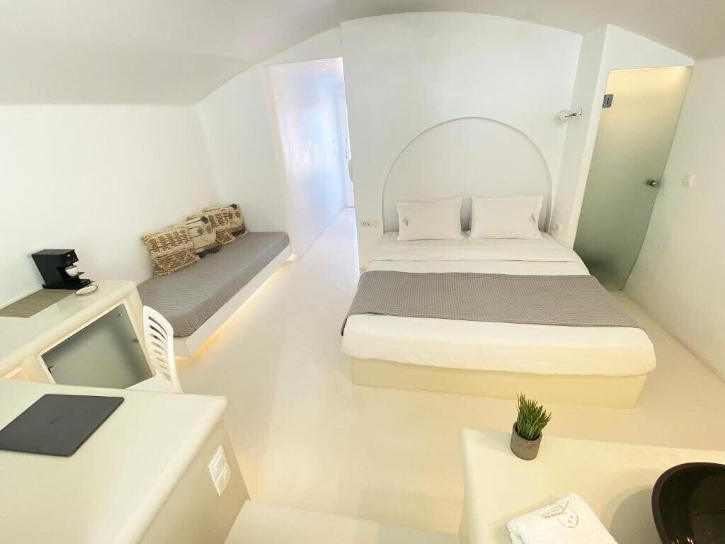 Фотографія Diamond Luxury Suites 4*