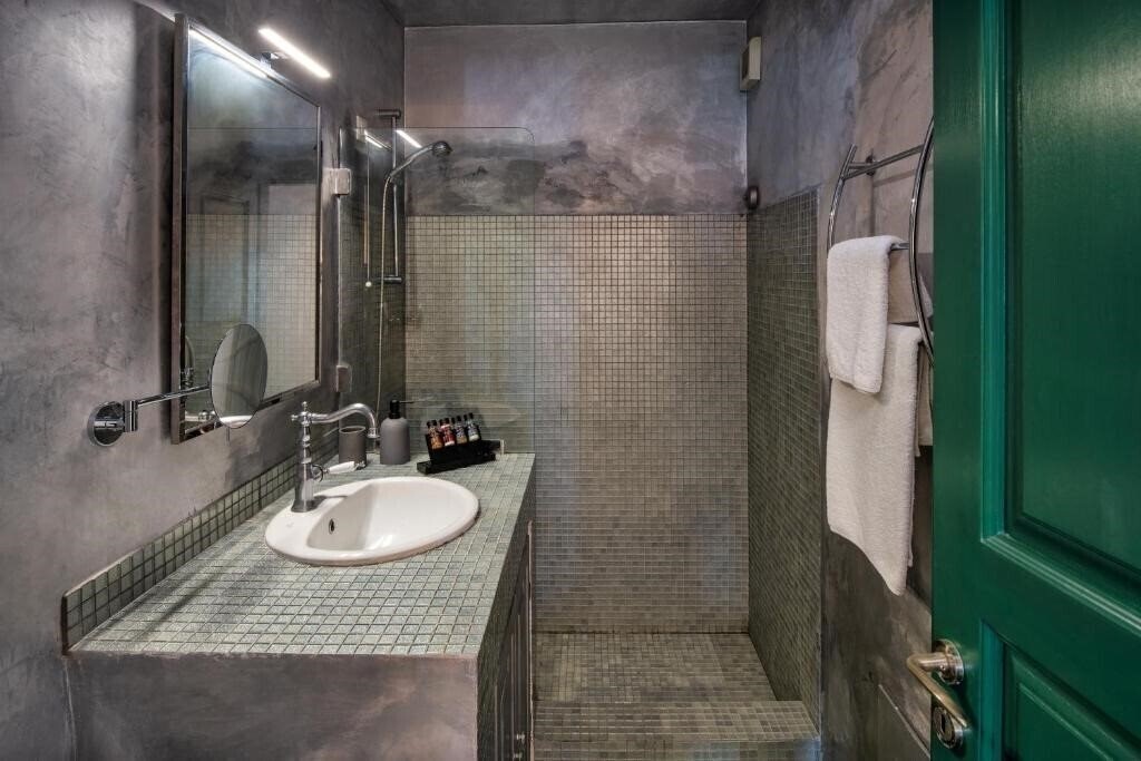 Апартаменты Epic View Suites 4*