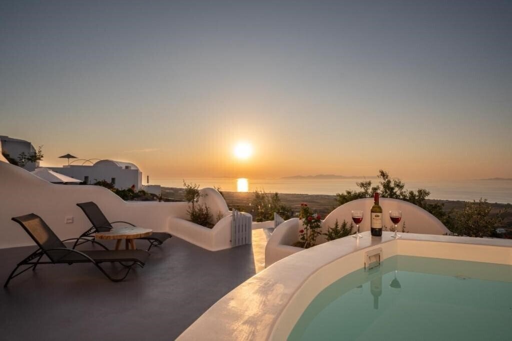 Готель Sun Angelos Oia 4*