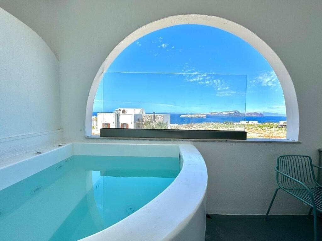 Апартаменты Symmetry Suites (Akrotiri Santorini) 4*