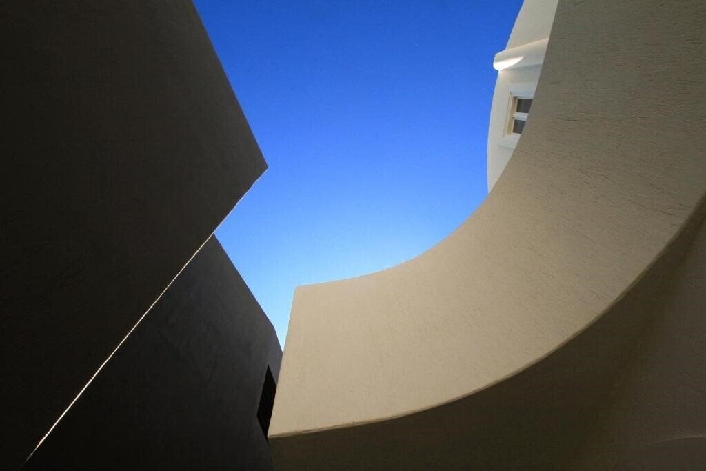 Панорама West East Suites 5*