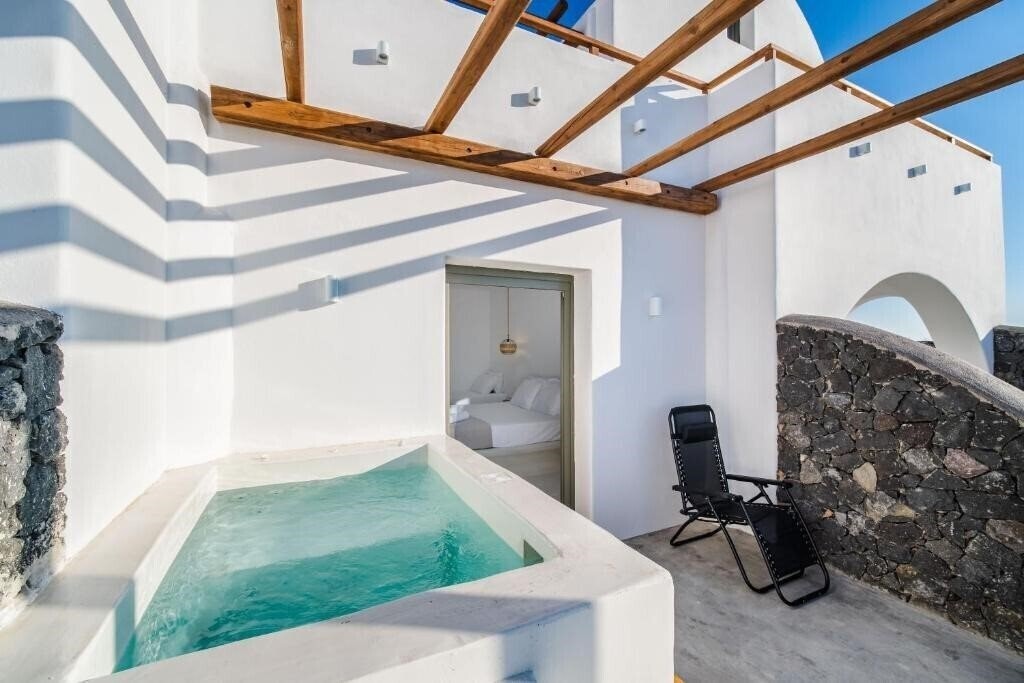 Панорама Amethyst Luxury Suites 4*