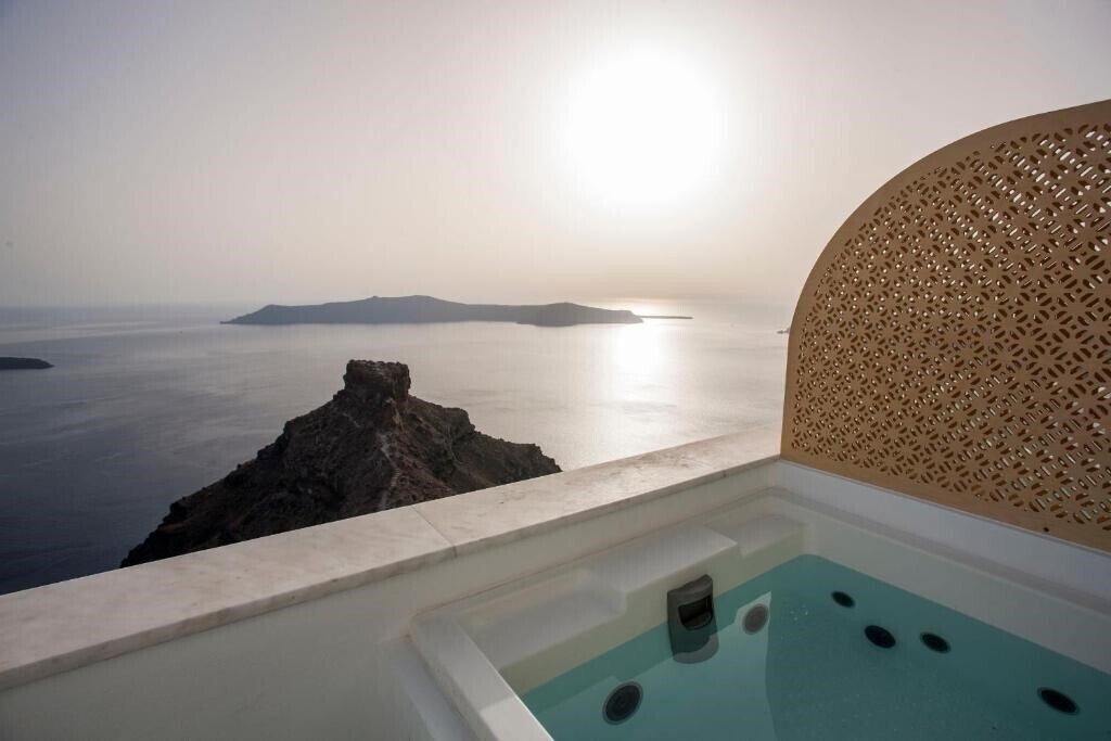 Территория Andronikos Santorini 4*