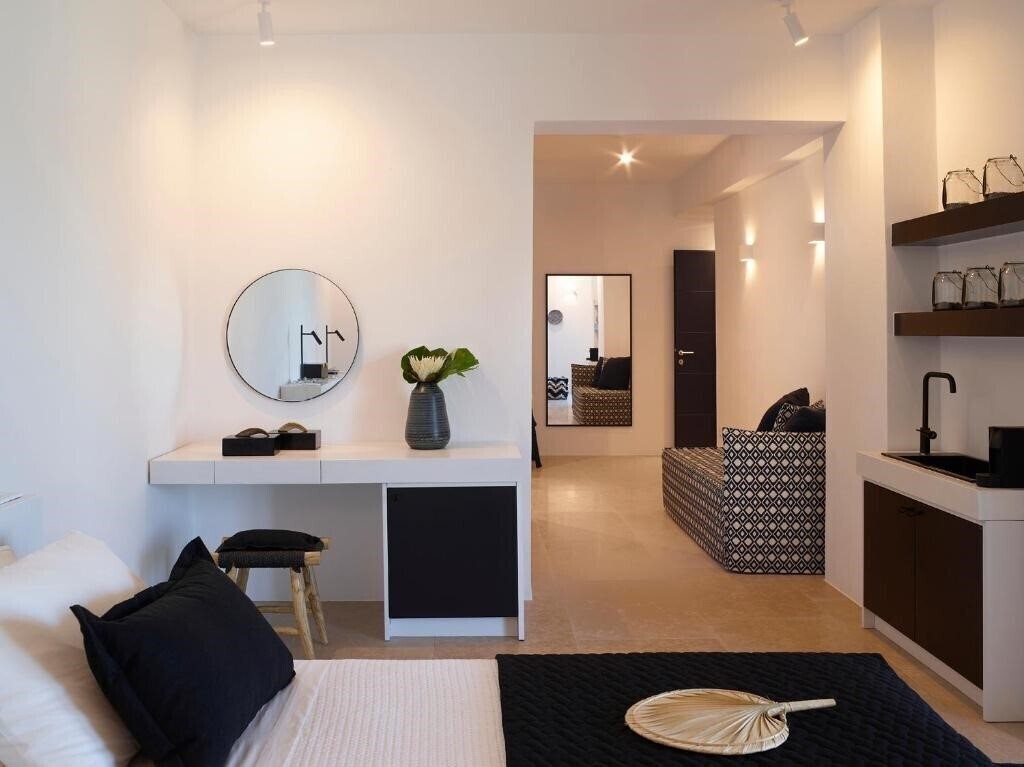 Фотография Absolute Paradise Santorini 4*