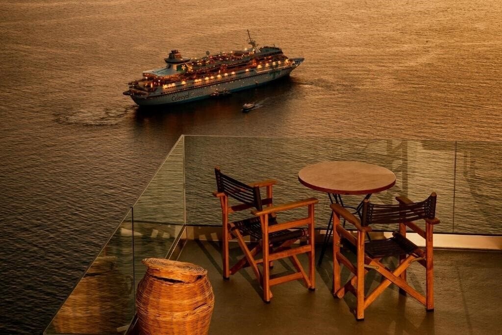 Вид Aperto Suites (Adults Only) 4*