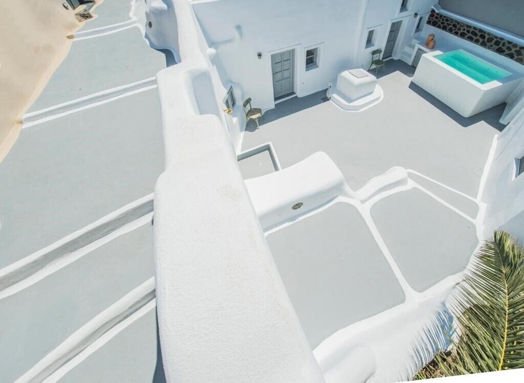 Апартаменти Aqua Serenity Luxury Suites 4*