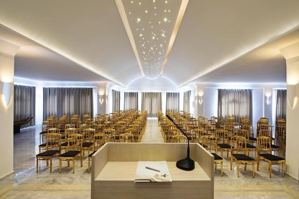 Територія El Greco Palace Hotel & SPA 4*