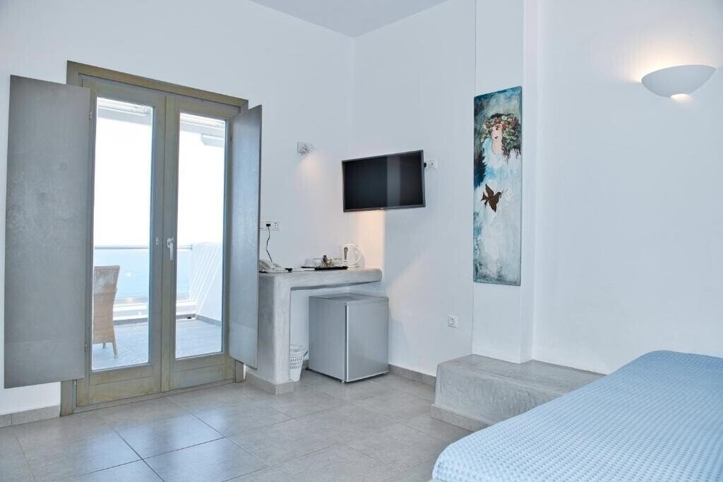 Зображення The Last Sunbeam (ADULTS ONLY) 4*