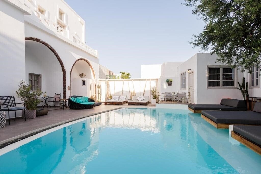 Отель The Museum Project Oia 4*