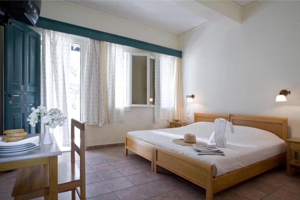 Територія Rose Bay 4*