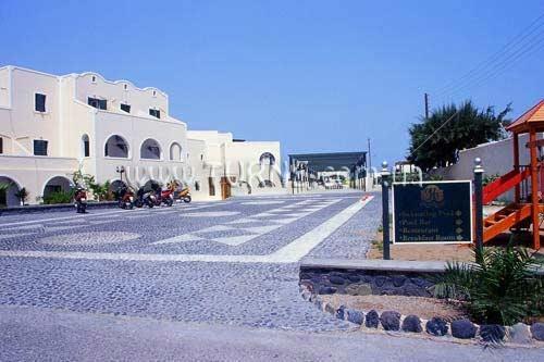 Апартаменти Oceanis Beach 4*