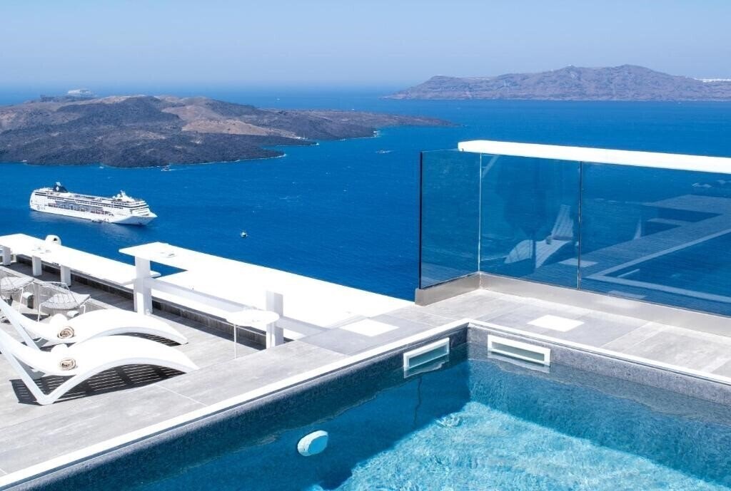 Вид Thireas Hotel Santorini 4*