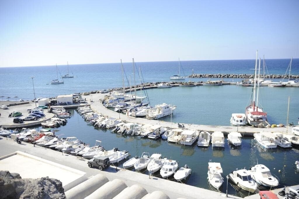 Територія Villa Michalis вилла