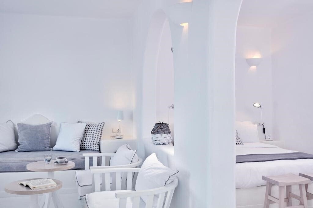 Вид Cliff Side Suites 4*