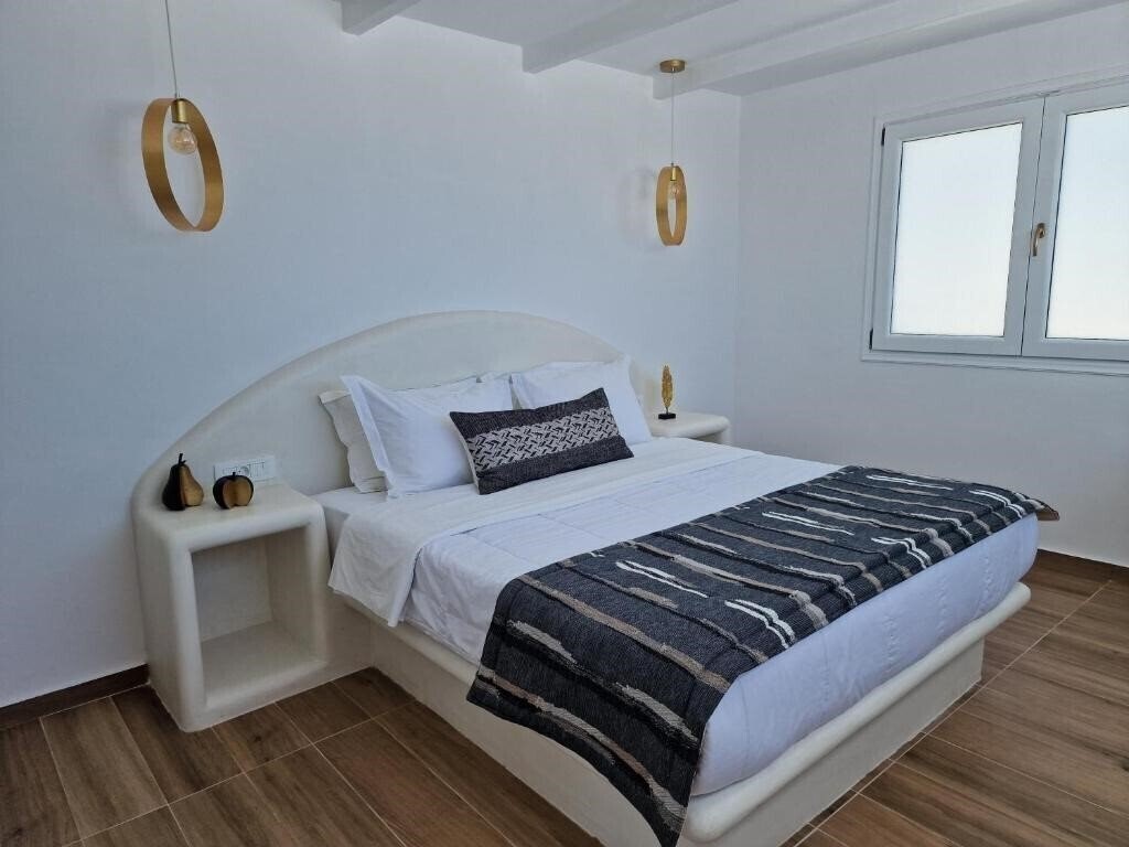 Апартаменти Amerisa Suites 3*