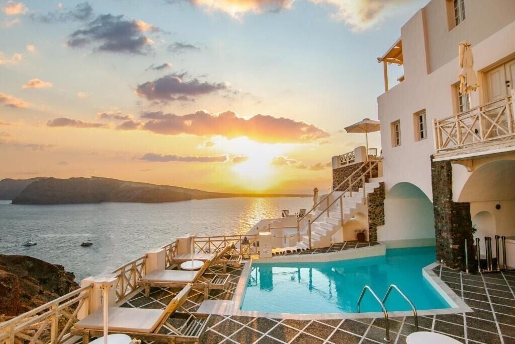 Апартаменти Oia Mare Villas 3*