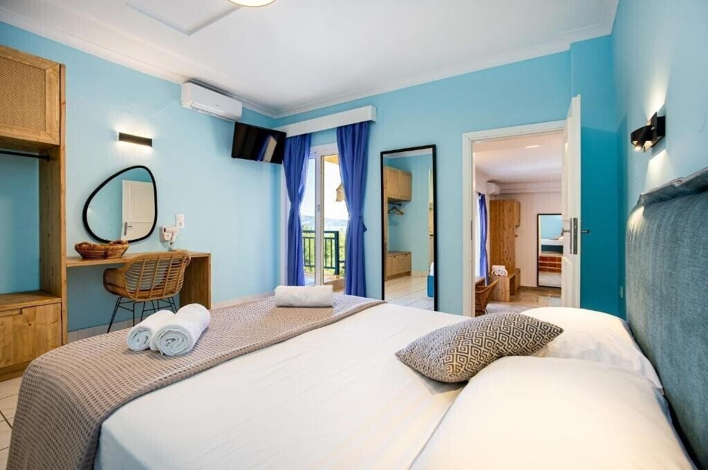 Территория Rodon House Aparthotel 3*