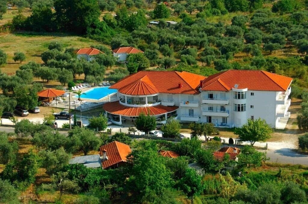 Отель Achillion Hotel 3*