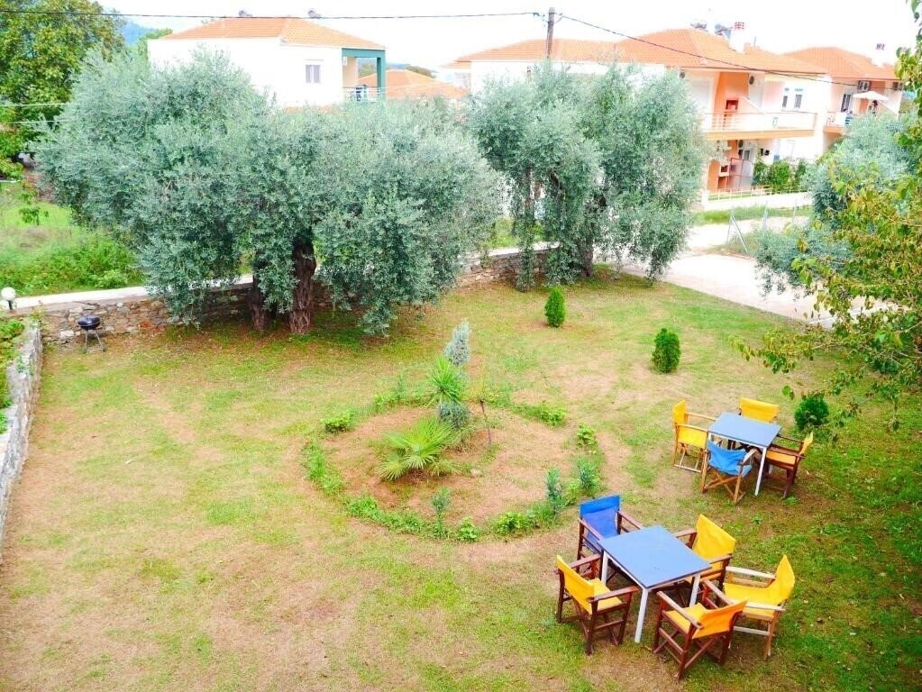 Фотография Blue Sky Apartments 2*