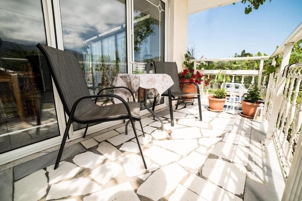 Апартаменти Fourkos Hotel 2*