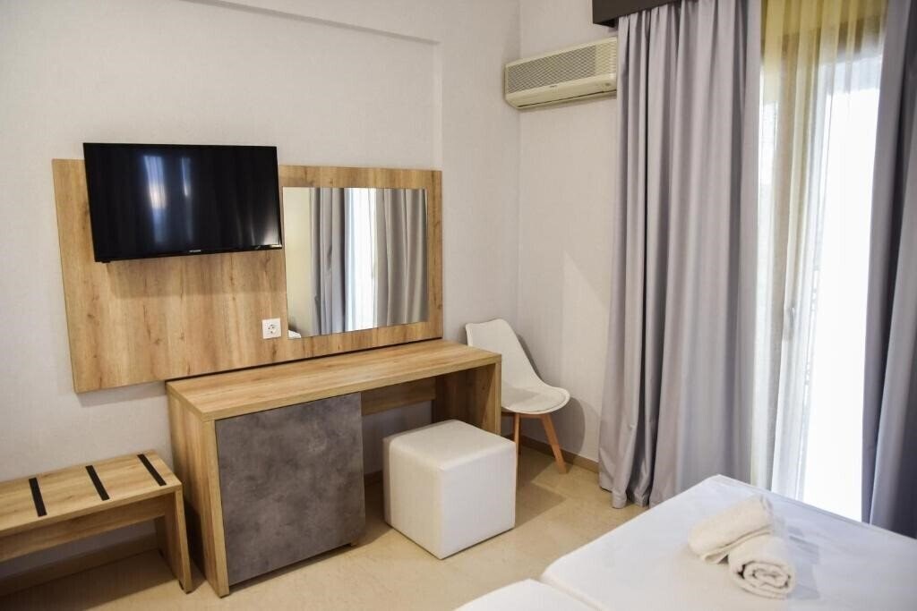 Апартаменты Coral Hotel 3*