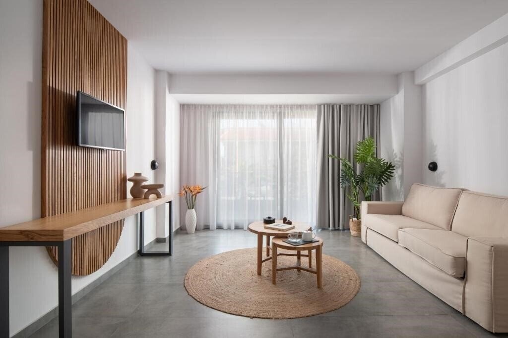 Територія The Oak Hotel 4*