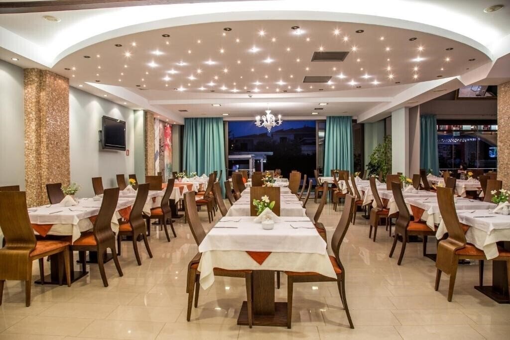 Фотографія Astir Notos Hotel 4*