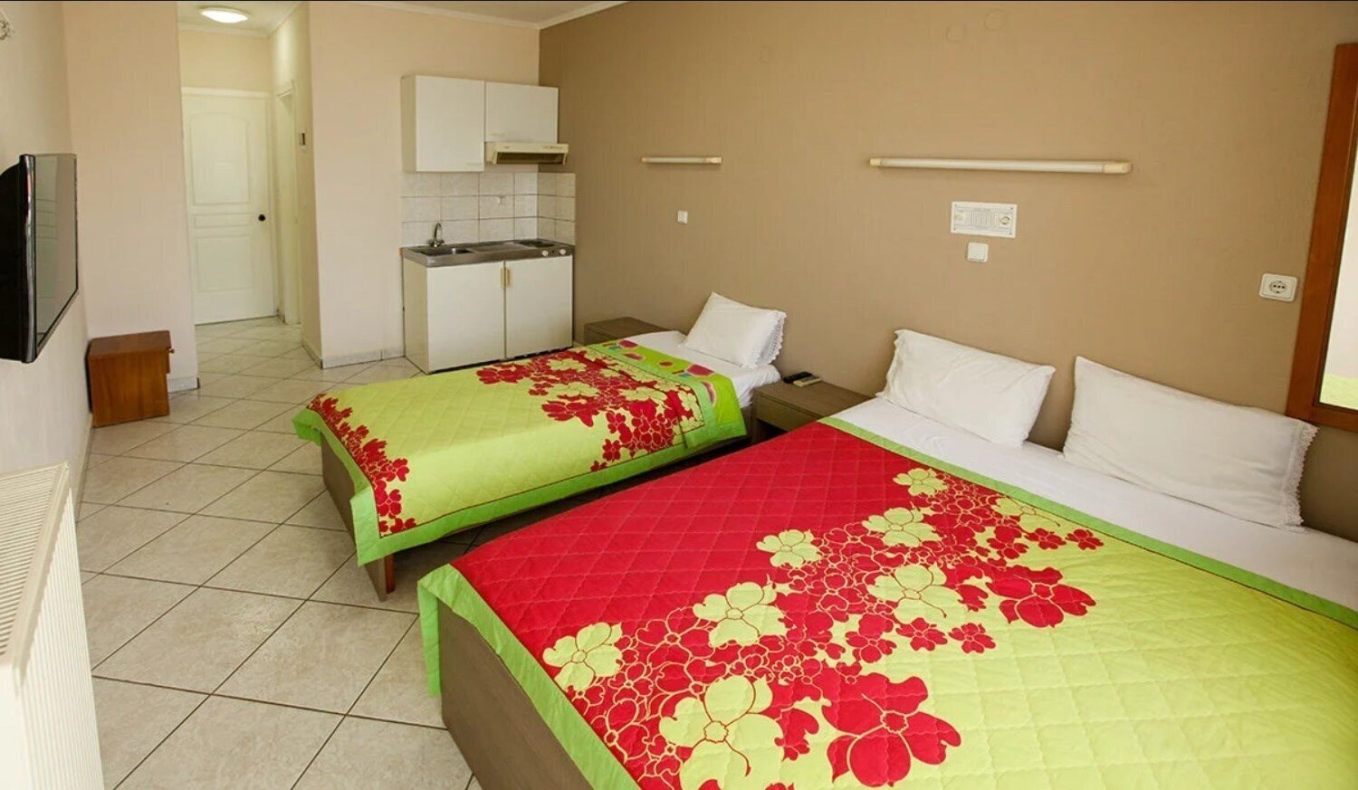 Вид Aloe Hotel 3*