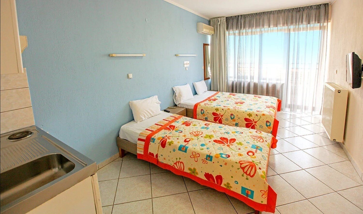 Панорама Aloe Hotel 3*