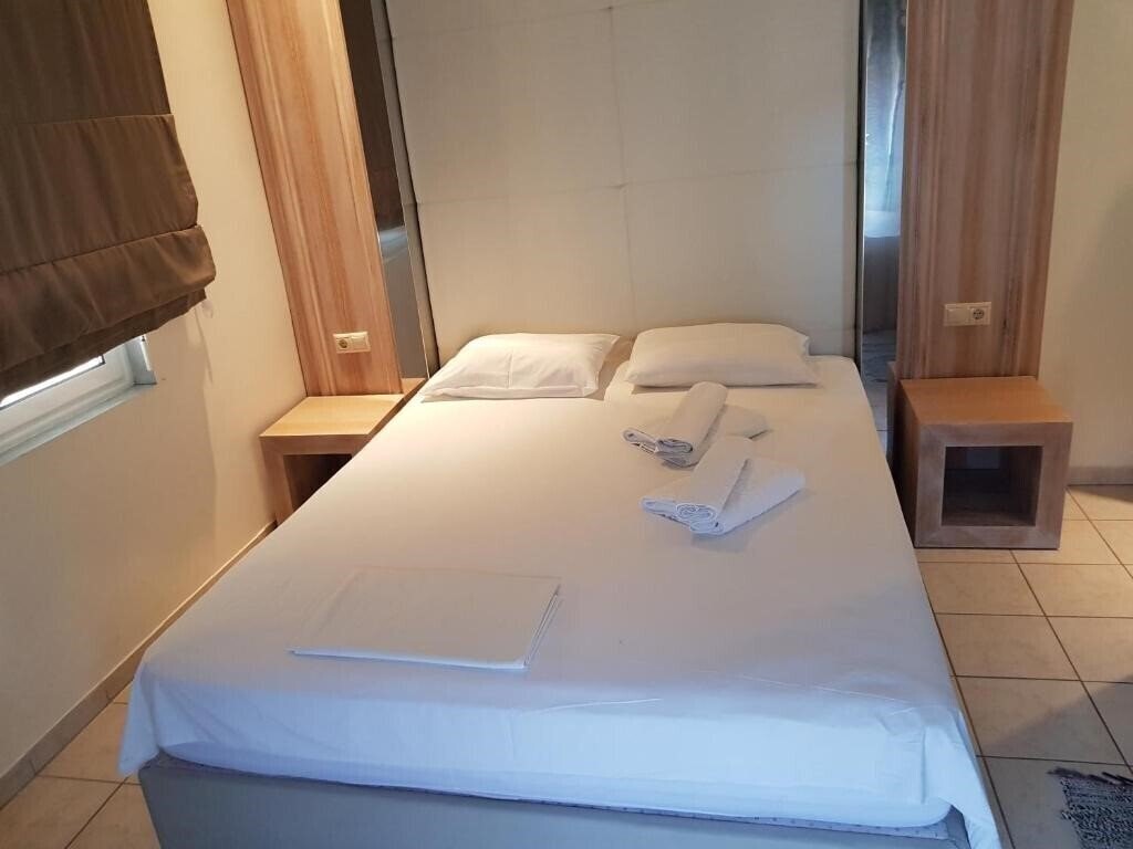 Апартаменты George Hotel 2*