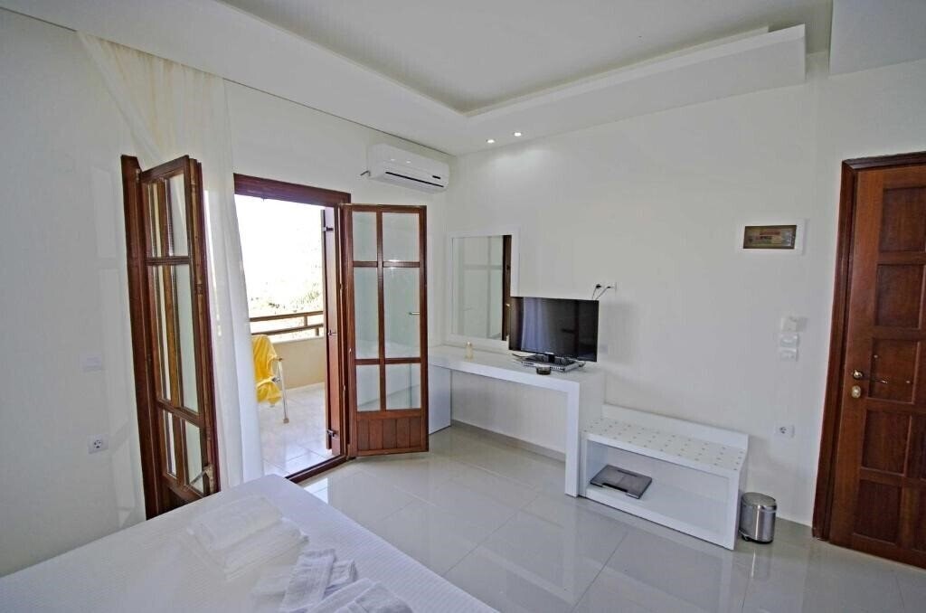 Фотографія Macedon Hotel 3*