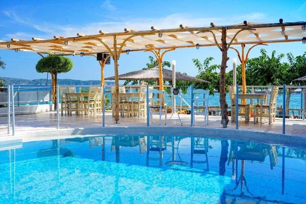 Апартаменти Sunray Hotel 3*