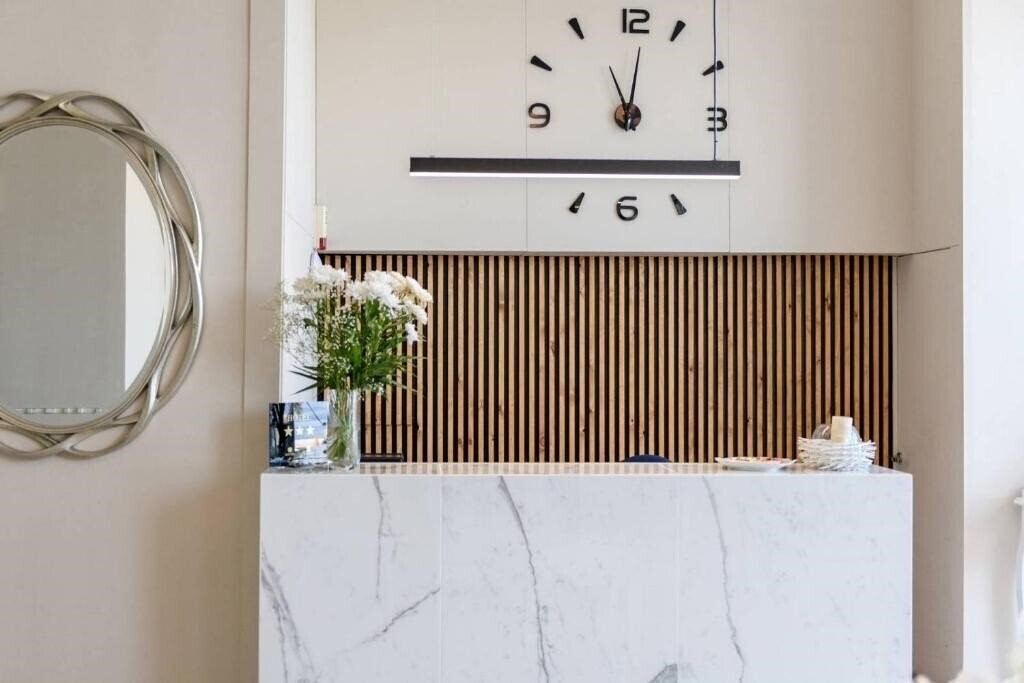 Апартаменти Timoleon Hotel 3*