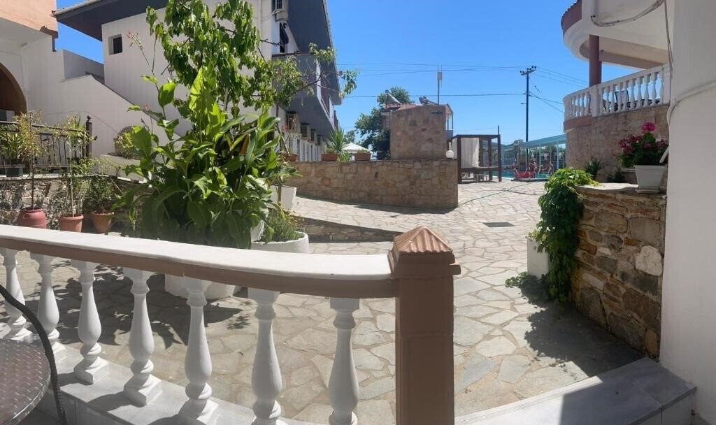 Фотография Ellas Hotel 2*