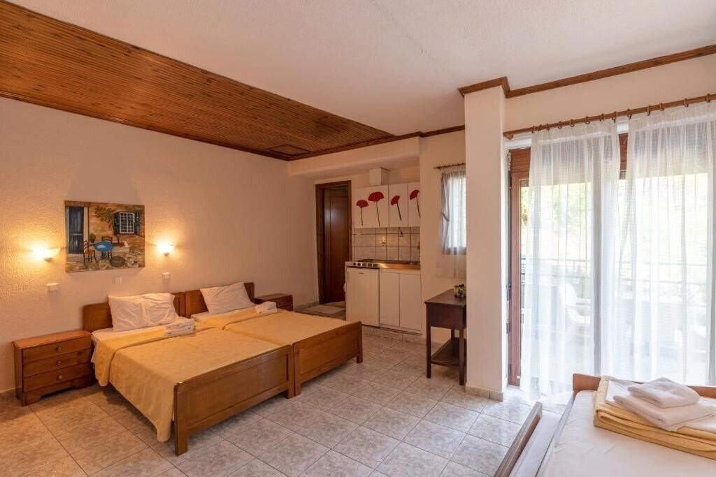 Вид Pontios Hotel 2*