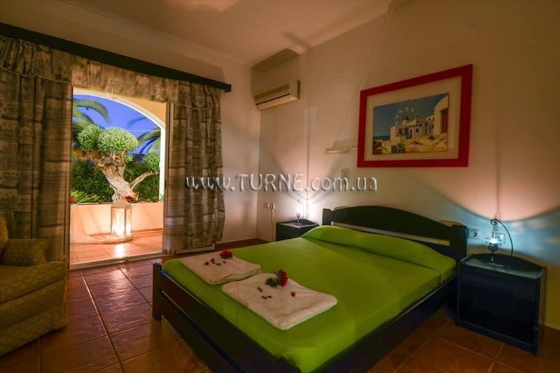 Территория Villa Phoenix 3*